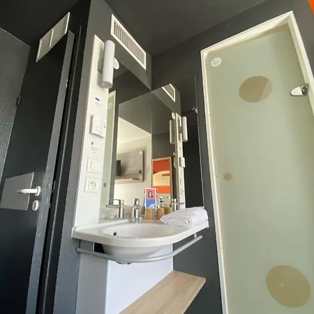 Отель Ibis Budget Sud