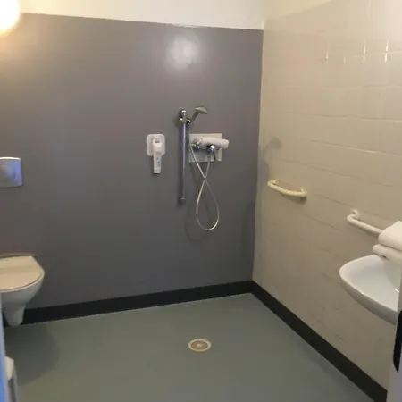 Ibis Budget Sud Отель